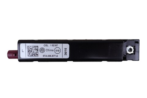 Anténní zesilovač levý horní FM2 5TA035577A