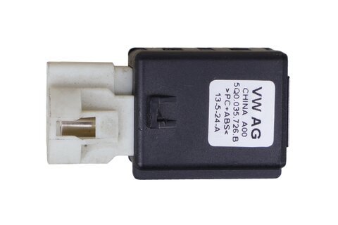 Zástrčka USB 5Q0035726B