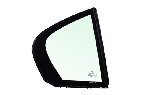 Pravé sklo zadních dveří pevné zelené sedan 51347060212