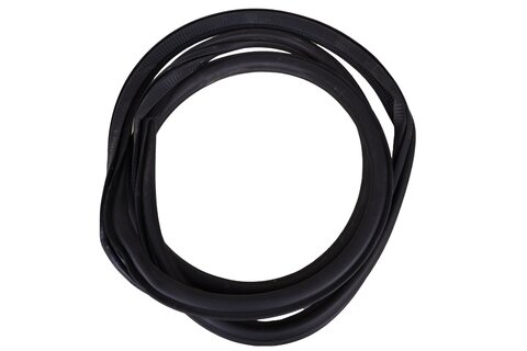 Vnitřní těsnění dveří pravé přední 657867366G