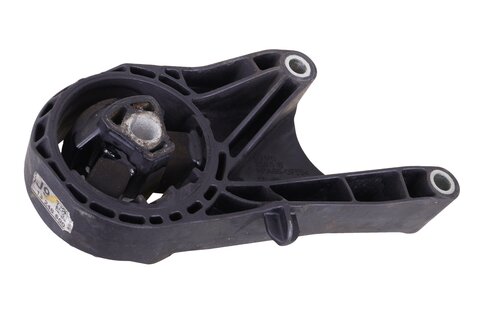 Držák silentblok motoru přední 13248600