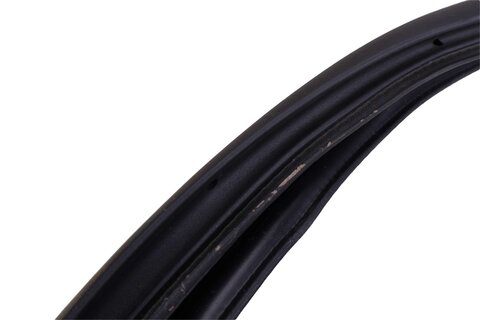 Vnitřní těsnění dveří levé/pravé přední 808321134R