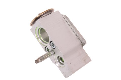 Expanzní ventil klimatizace