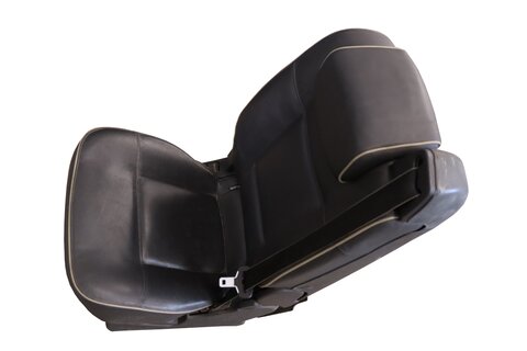 Zadní sedadlo kůže černé/bílý proužek 7701063216