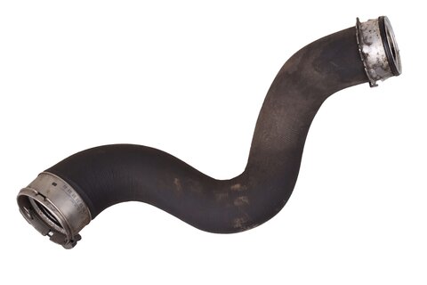 Hadice tlaková intercooleru (intercooler>škrtící klapka) 11618511739