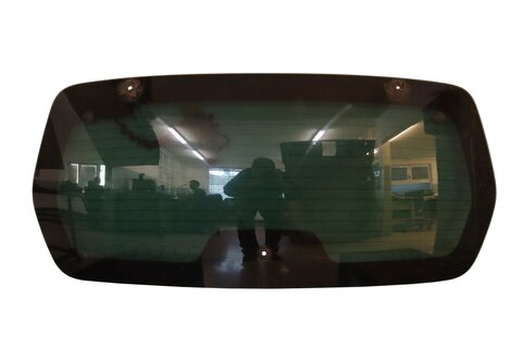 Sklo zadních dveří vyhřívané tmavě zelené výklopné 8744FA