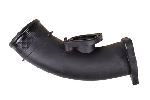 Trubka vzduchová intercooler 04B145762B