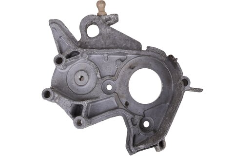 Držák vstřikovacího čerpadla 04B130379A