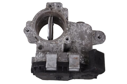 Škrtící klapka 04B128063K