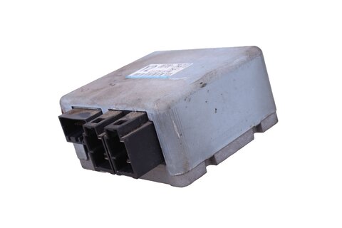 Jednotka posilovače řízení 38720-79J20