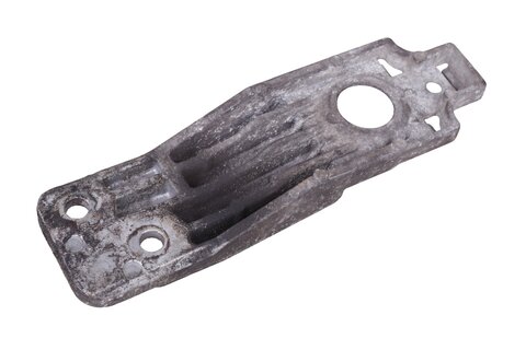 Držák chladiče spodní L=P 13243026