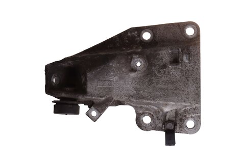 Držák motoru levý 22116760315