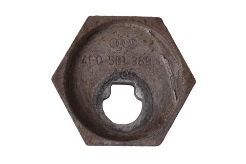 Nastavovací prvek zadního dolního ramene 4F0501389C