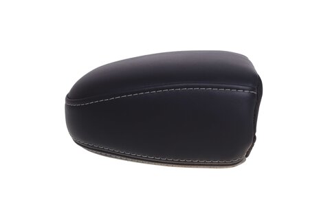 Opěrka hlavy třetí řady sedadel  L=P černá kúže K1UN40DX9AA