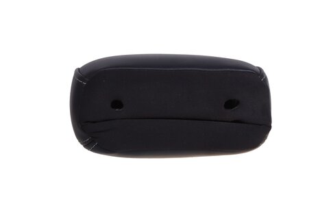 Opěrka hlavy třetí řady sedadel  L=P černá kúže K1UN40DX9AA