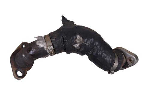 Spojovací trubka EGR (turbo>EGR) 04B131521M