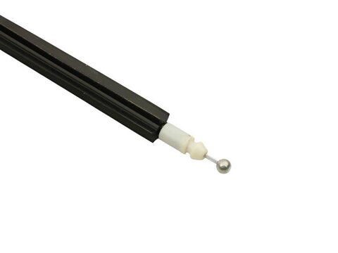 Spodní zámek zadních levých dveří