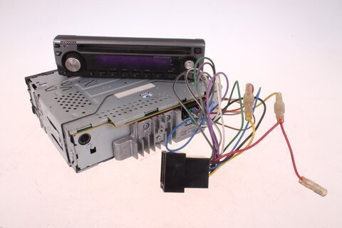 Autorádio s CD AUX  univerzální