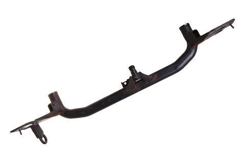 Příčná trubka chladiče mezi intercoolery 3B0199521D