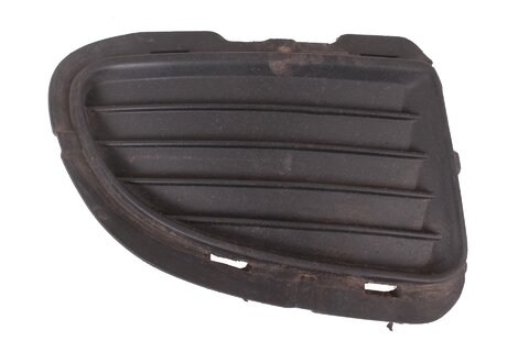 Záslepka mlhovky předního nárazníku pravá GRANDE černá