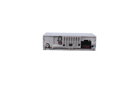 Autorádio  ( MP3, WMA, AUX, USB ,CD ) univerzální