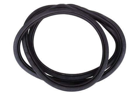 Těsnění dveří vnitřní přední L=P 4G0831721A