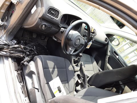 Volkswagen Golf VI 1.6TDI 77kW