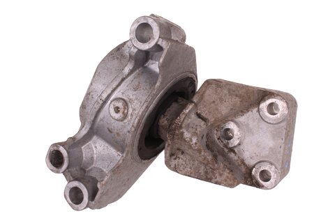 Silentblok motoru pravý