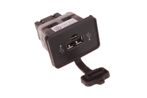 Konektor USB do přístrojové desky