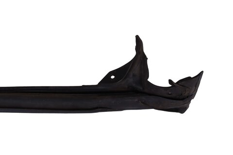 Těsnění levých křídlových dveří (vysoká střecha) YC15-V42265-CY