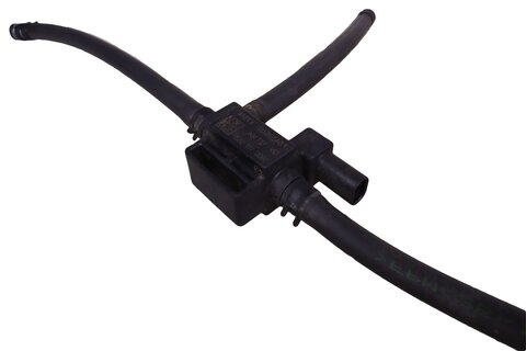 Elektromagnetický ventil regulace turbodmychadla - komplet CJ5G-9K378-BB