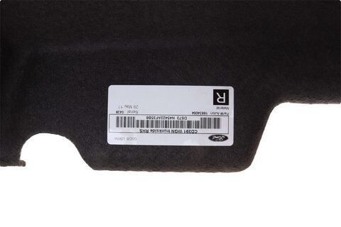 Boční panel zavazadlového prostoru - pravý, combi (SONY audio) DS73-N45422-AF