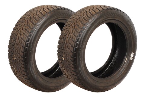 Sada dvou pneumatik - ZIMNÍ 195/55 R15 85H NOKIAN Tyres  Snowproof 1 (6 mm) rok 2024