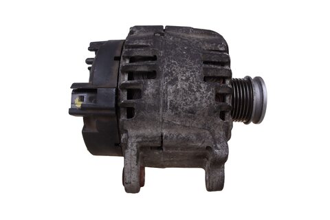 Alternátor 140A 04E903023K