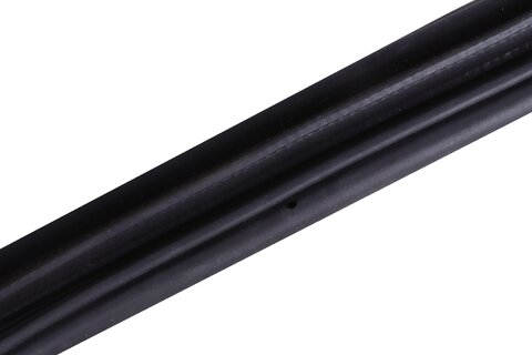 Těsnění předních dveří - levé (vnitřní) 82130D7000