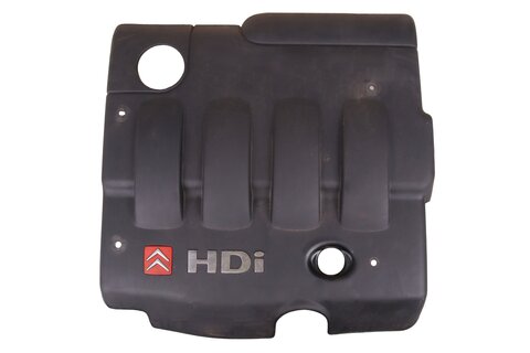 Horní kryt motoru 013714