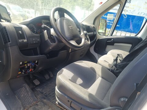 Peugeot Boxer 3.0 HDI 130 kW