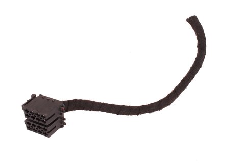 ISO konektor ( audio , napájení )