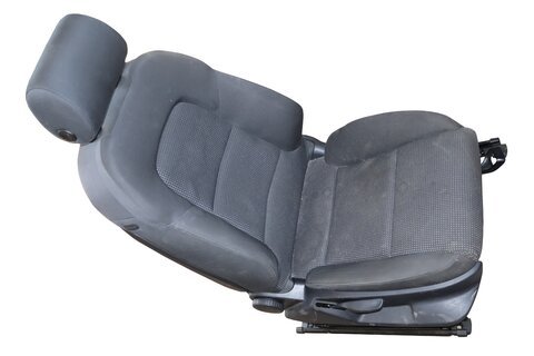 Sedadlo spolujezdce mechanické vyhřívané černé 5dv. 8P0881405AAQPD
