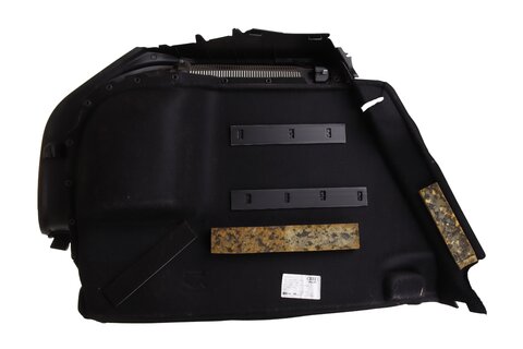Panel zavazadlového prostoru pravý 5dv - 8P4863880M