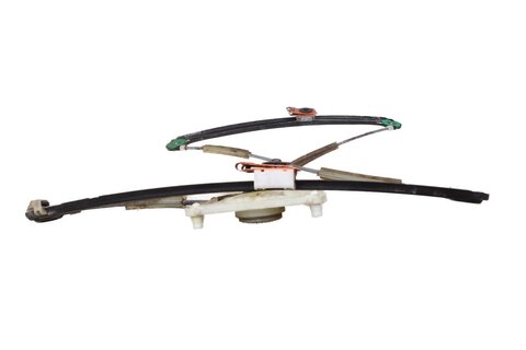 Stahovací mechanismus okna přední pravý 3dv (bez motorku) 8P3837462