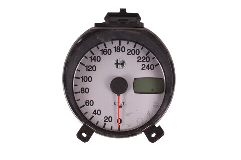 Přístrojový štít (počítač kilometrů)