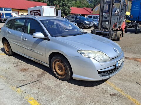 Renault Laguna III 2.0dCi 110kW