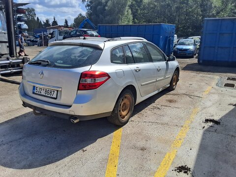 Renault Laguna III 2.0dCi 110kW