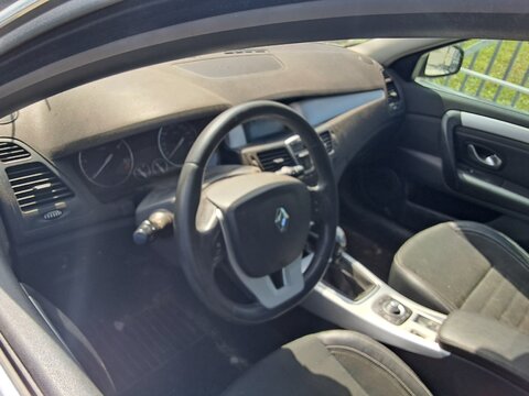Renault Laguna III 2.0dCi 110kW