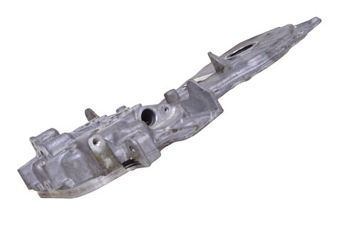 Kryt rozvodů motoru 135022839R