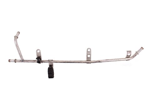 Trubka vody od termostatu