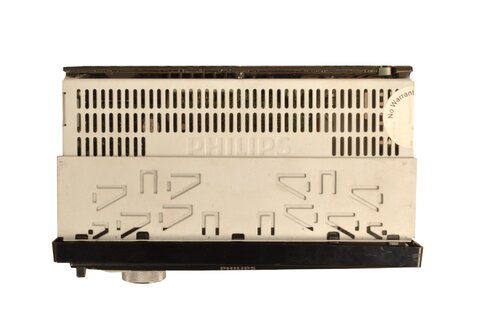 Autorádio PHILIPS ( MP3 WMA  AUX  USB) univerzální