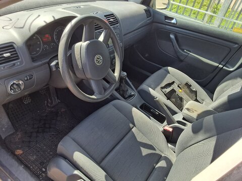 Volkswagen Golf V 1.9TDI 77kW