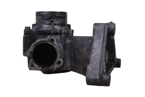 Držák EGR ventilu a škrtící klapky 8200565109